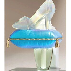 BATH & BODY WORKS DISNEY PRINCESS CINDERELLA GLASS SLIPPER WALLFLOWER PLUG IN